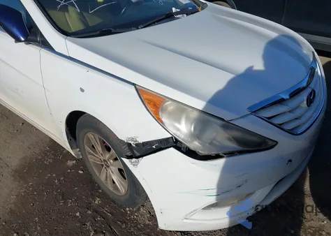 2011 Hyundai Sonata Gls z USA, uszkodzony, nr VIN 5NPEB4AC2BH079810